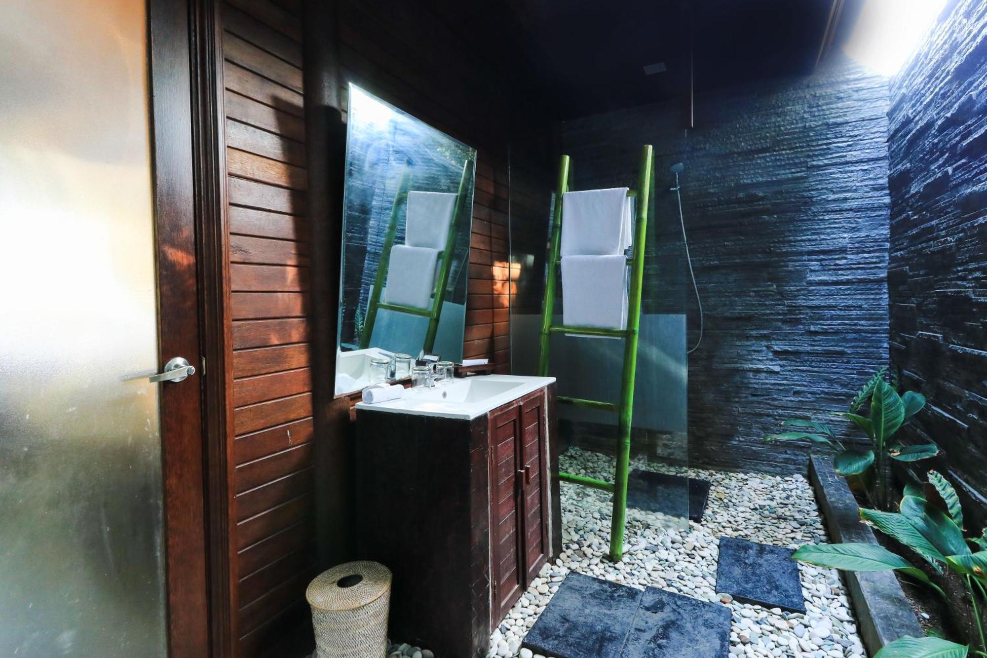 Coconut Boutique Resort Senggigi Εξωτερικό φωτογραφία