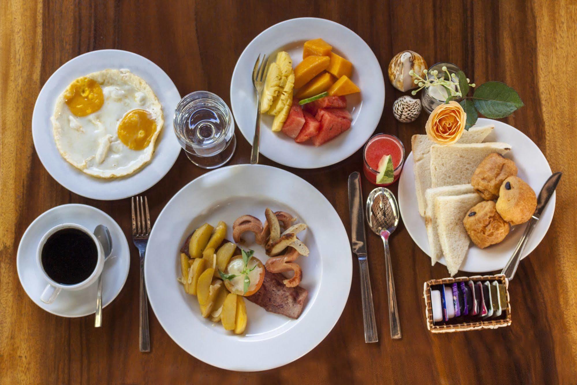 Coconut Boutique Resort Senggigi Εξωτερικό φωτογραφία